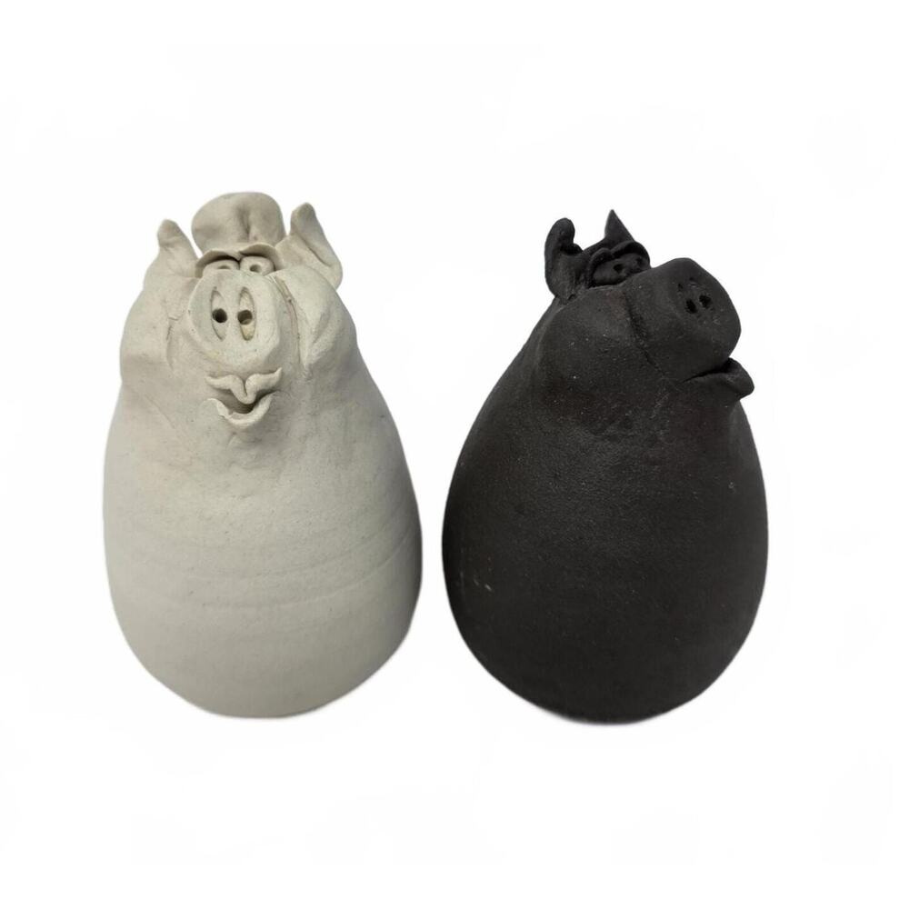 Handmade Ceramic Pig Salt Pepper Shakers Chef Kitchen Decor Folk Art Pottery Set